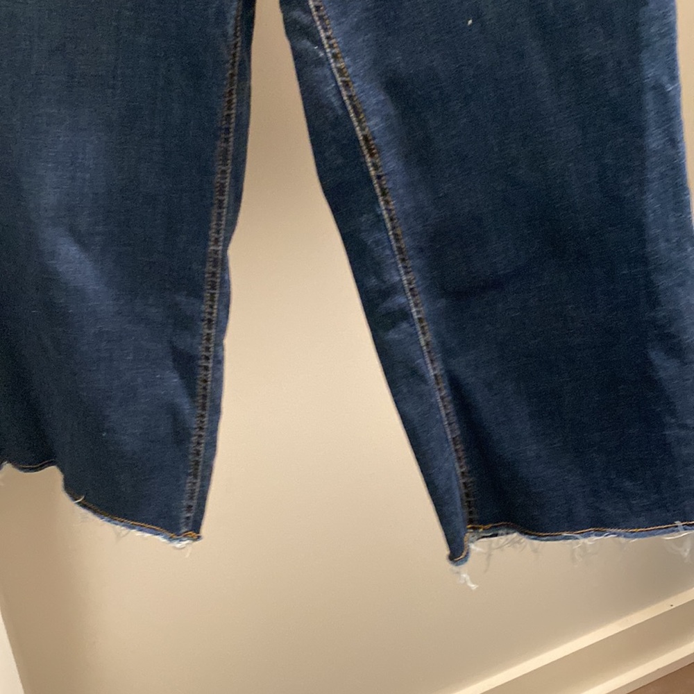 Jeans - Picture 2 of 3